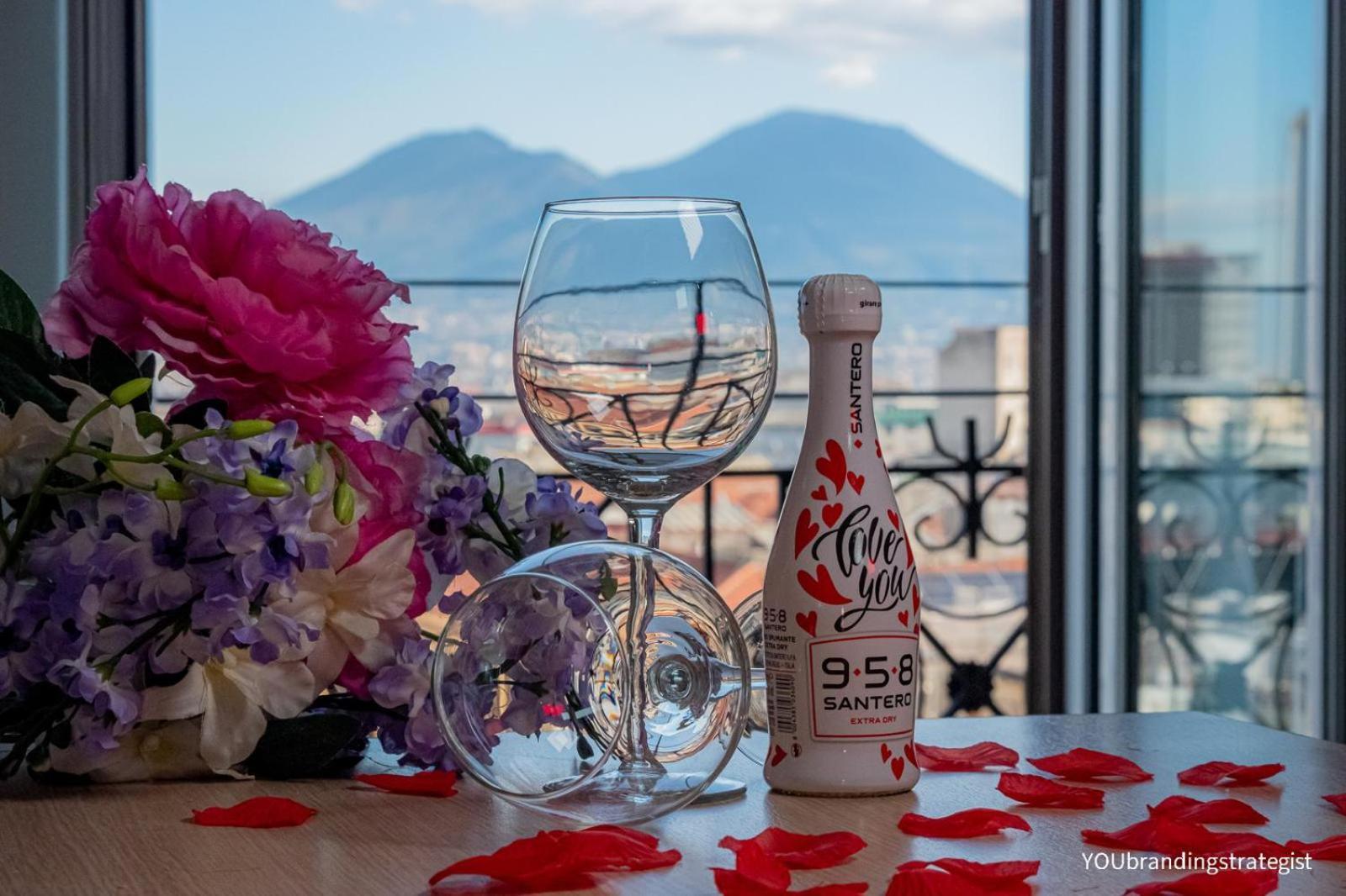 La Peonia Bed & Breakfast Napoli Bagian luar foto
