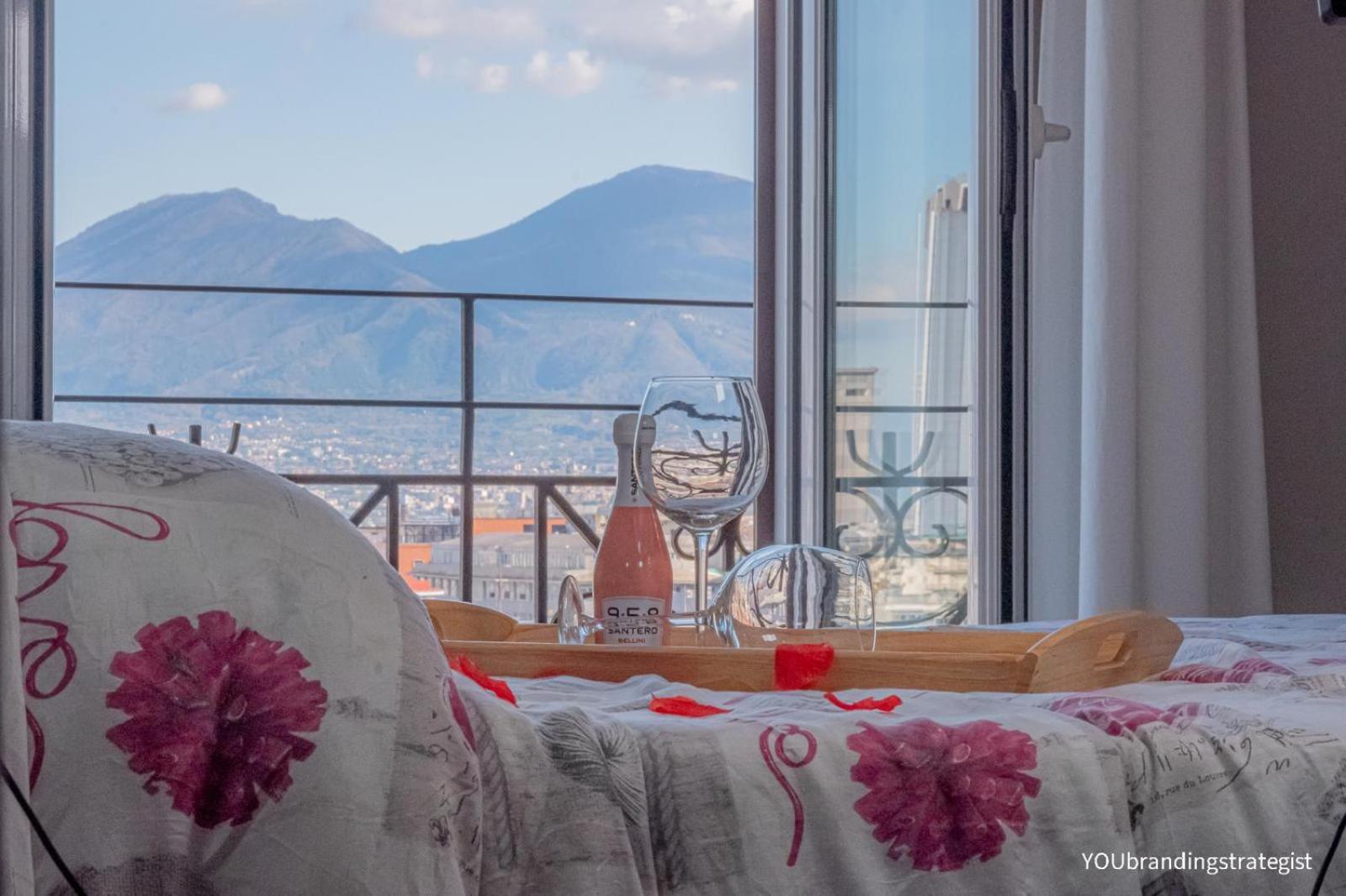 La Peonia Bed & Breakfast Napoli Bagian luar foto