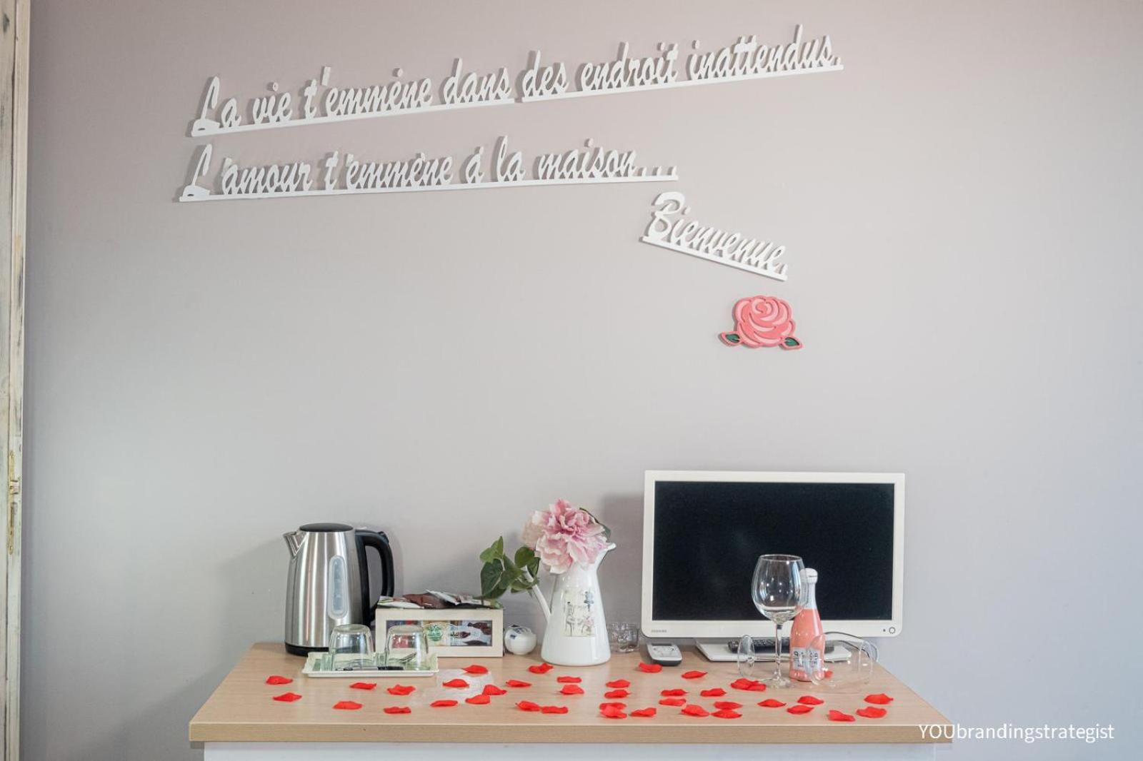 La Peonia Bed & Breakfast Napoli Bagian luar foto