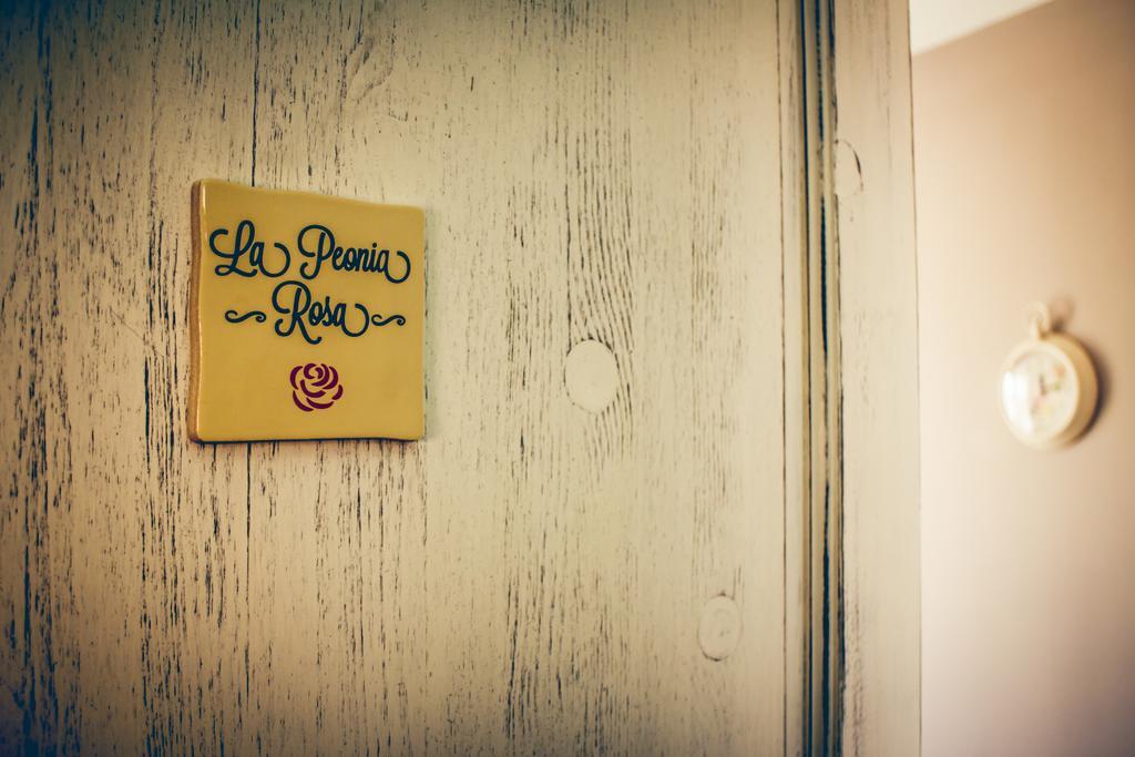 La Peonia Bed & Breakfast Napoli Ruang foto